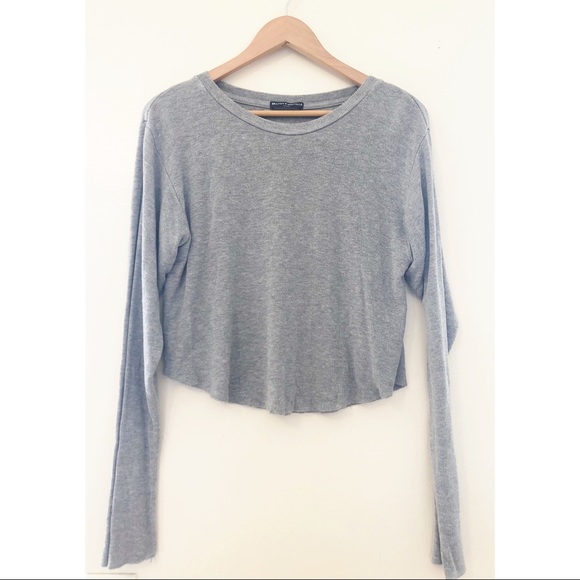 Brandy Melville Tops - BRANDY MELVILLE cropped sweater